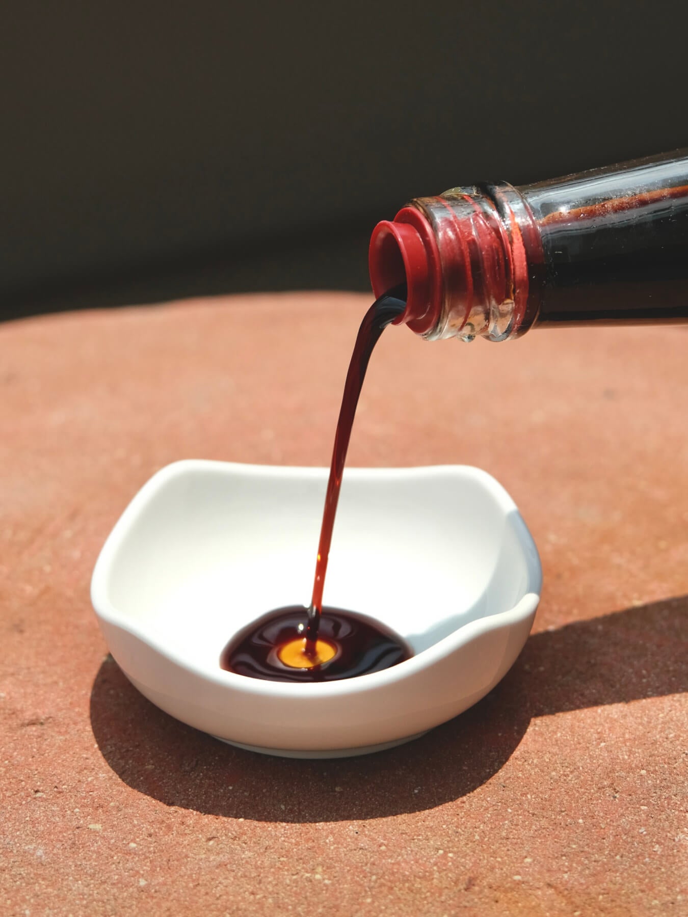 Soy Sauce Pour Spout