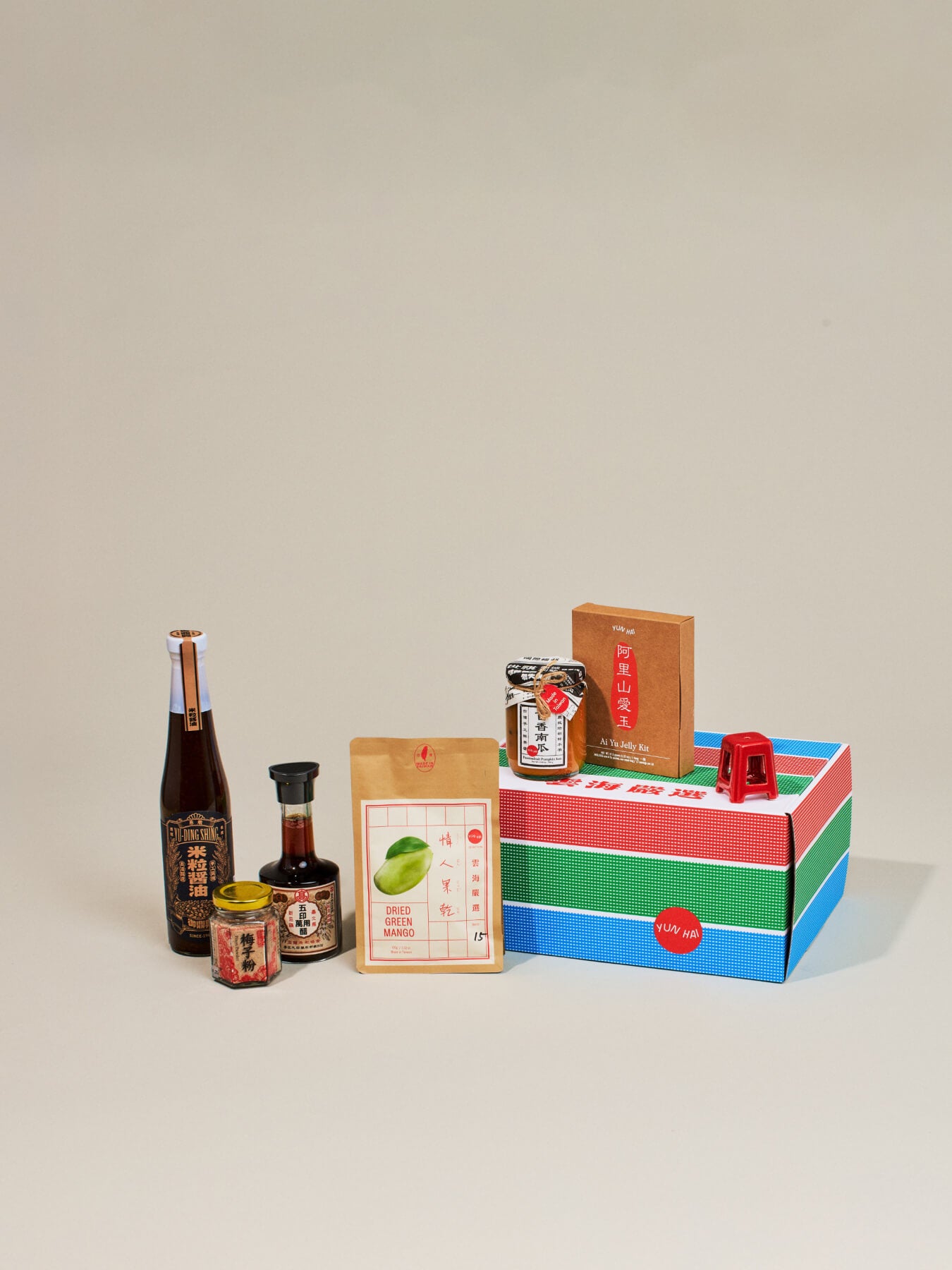 Taiwan Wei Ga Ji Dai Gift Box