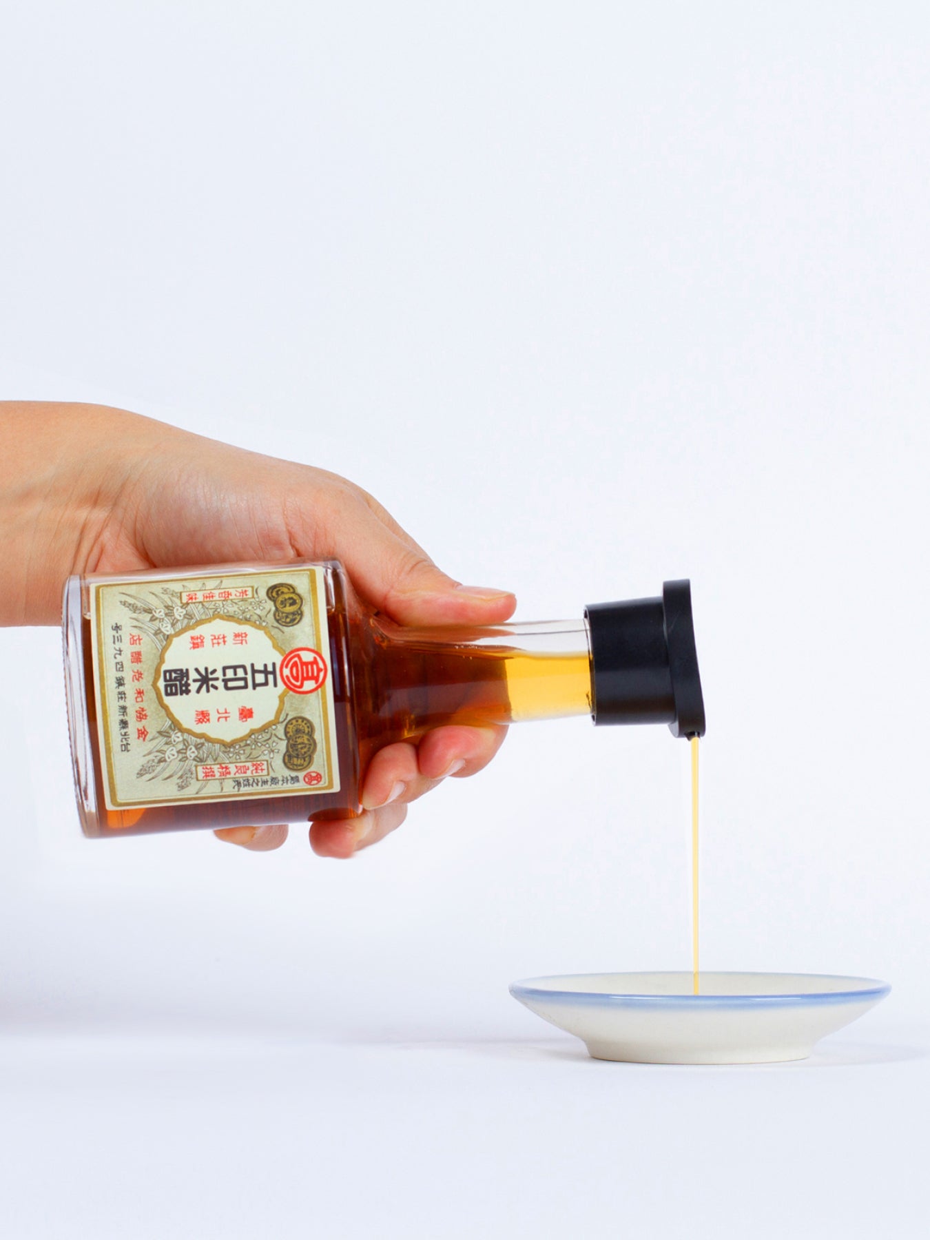Wu Yin Seasoned Rice Vinegar