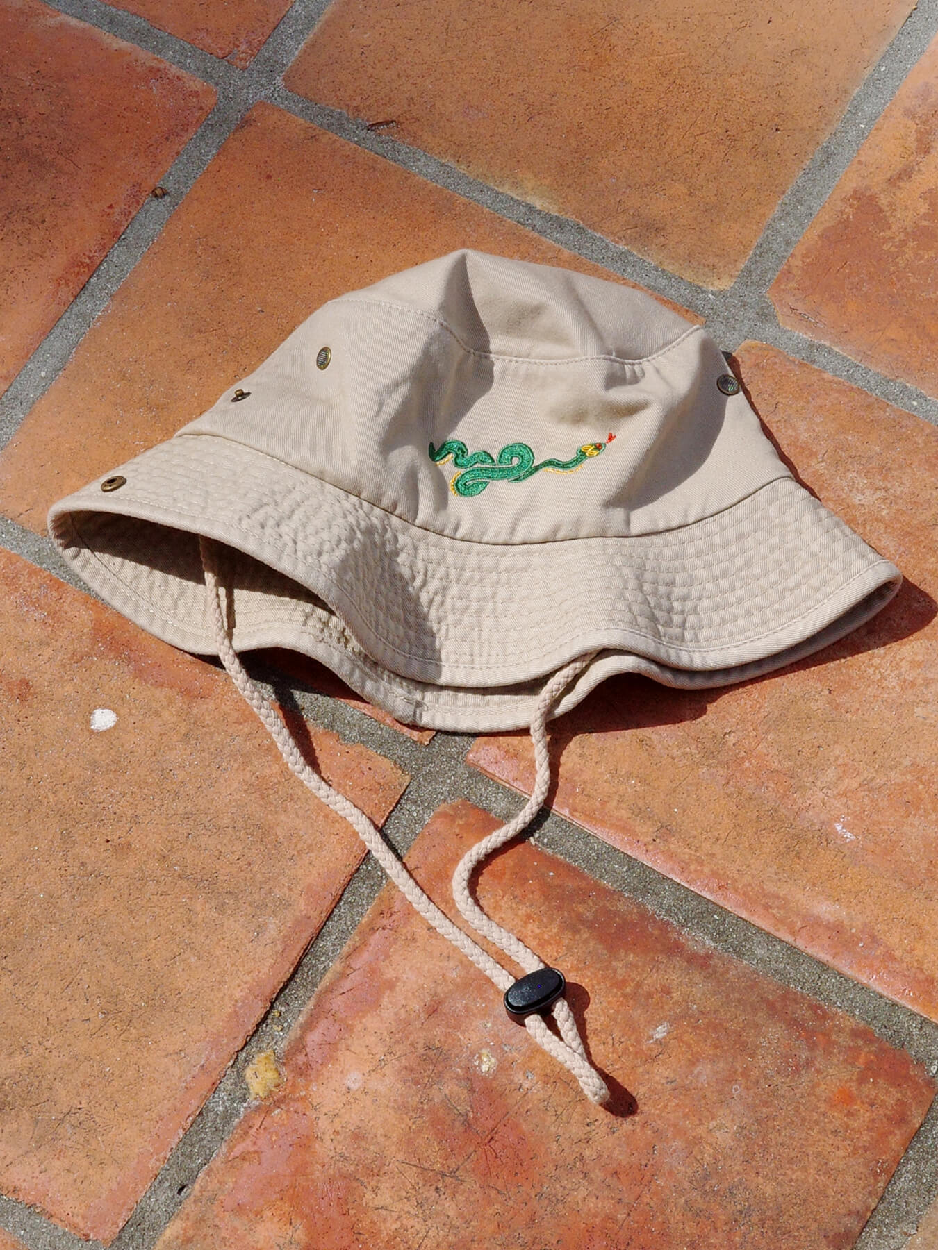 QQ Snake Safari Hat, Youth | Yun Hai Taiwanese Pantry