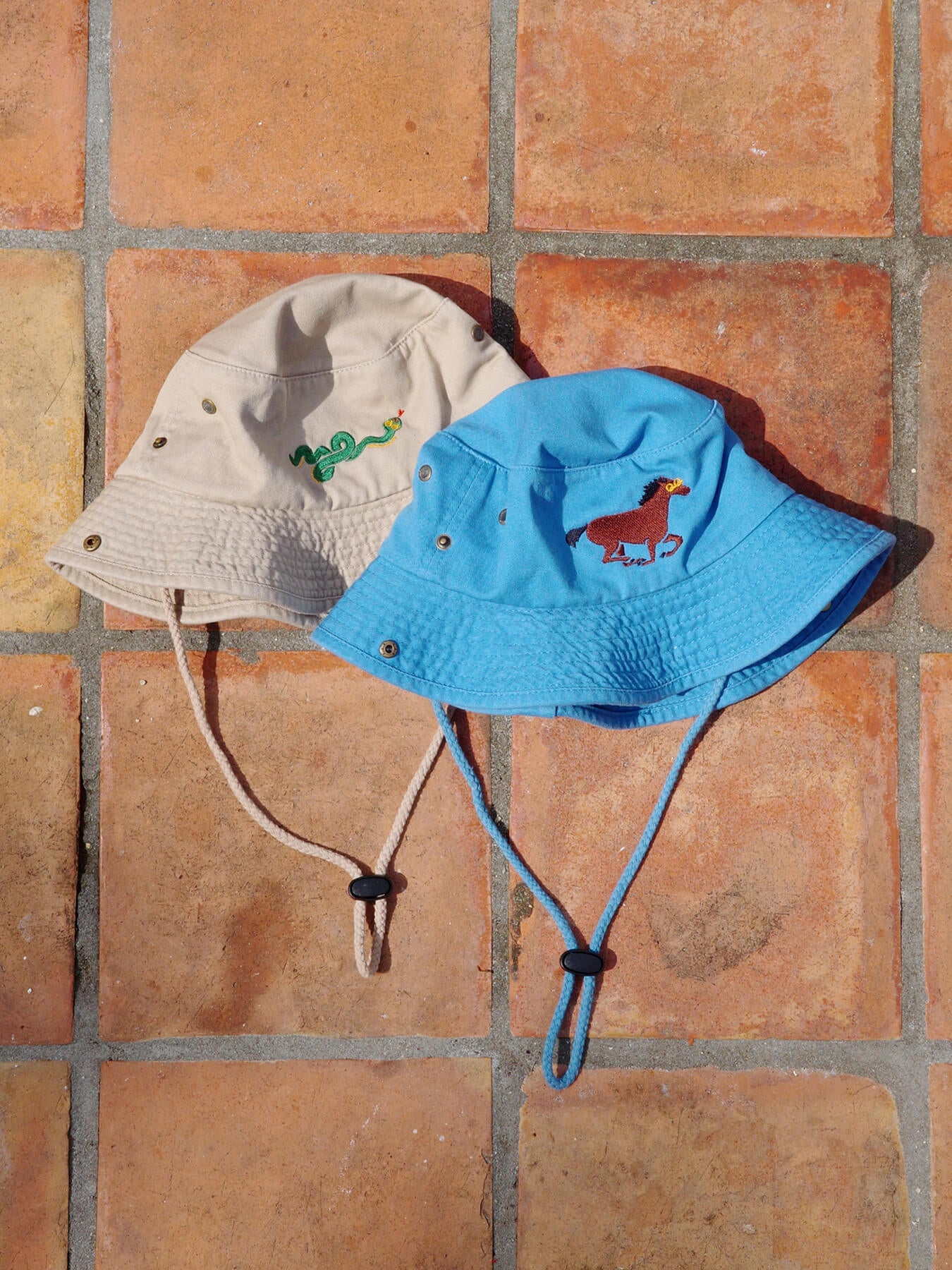 QQ Horse Safari Hat, Youth | Yun Hai Taiwanese Pantry